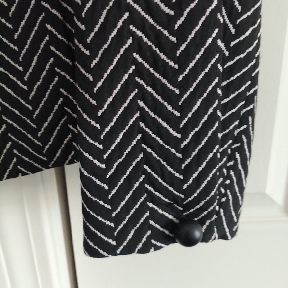 Emporio Armani Black Chevron Blazer Jacket EU 40 - Picture 5 of 15